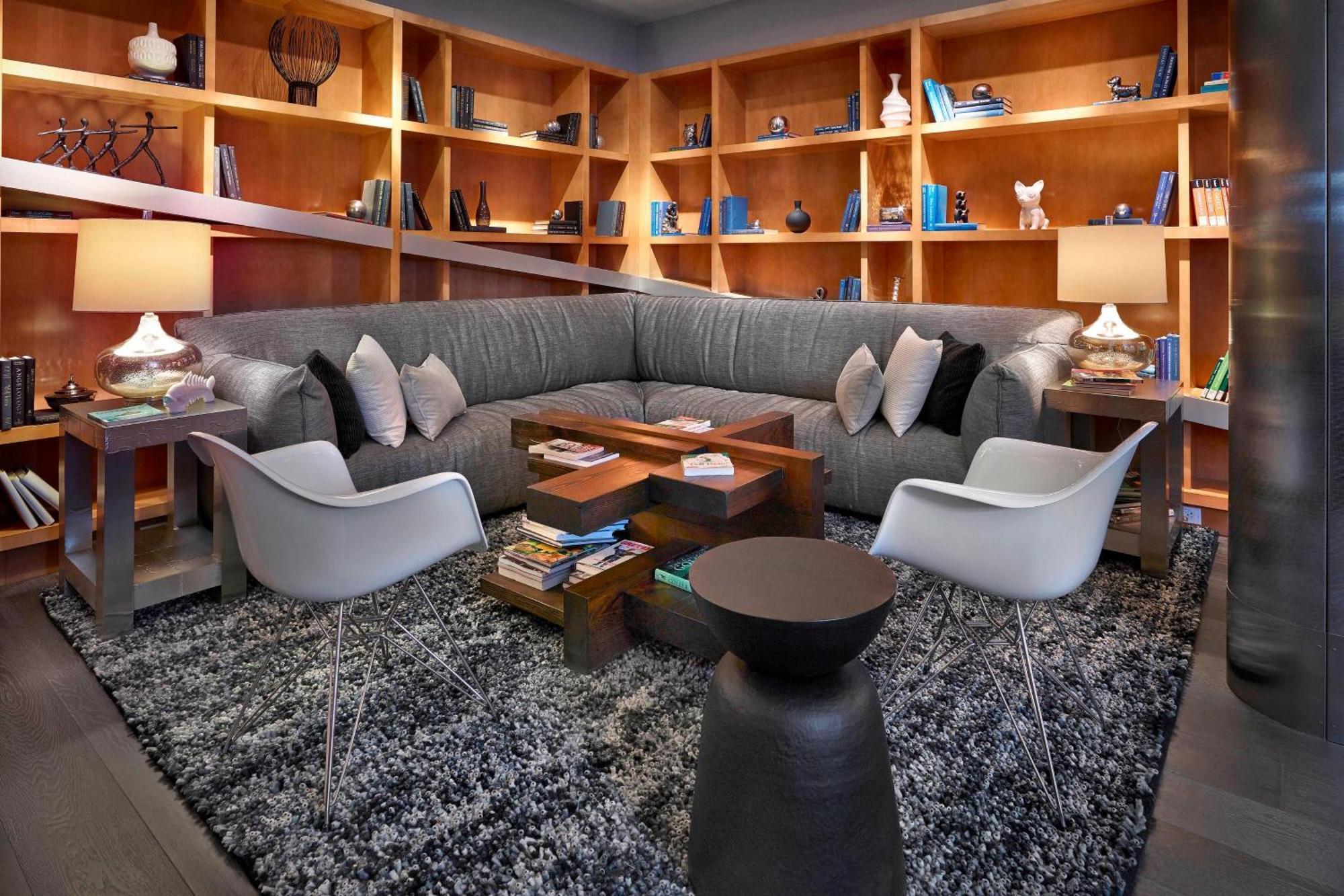 Renaissance Edmonton Airport Hotel Nisku Zewnętrze zdjęcie